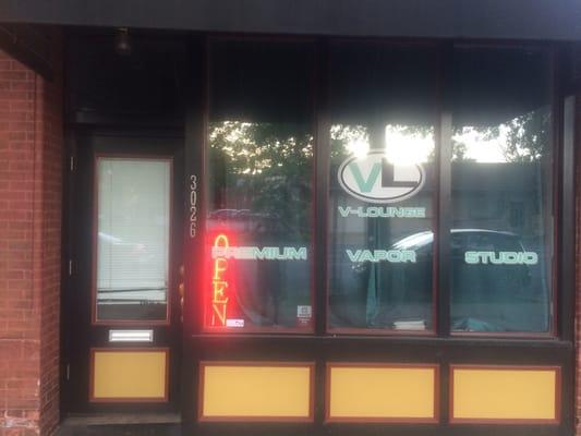 Despite flashing Open sign they were closed, 30 minutes early. Bummer.