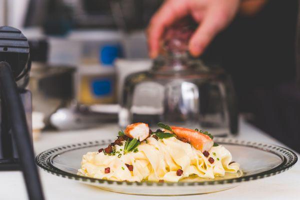 Handcut Fettuccine w. King Crab