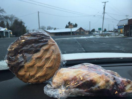Ok these treats were amazing made by local baker .. along with a hemp latte perfect morning