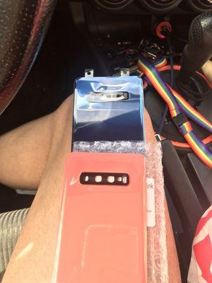 They gave me two color options for the back cover of my ohone..both were unique colors I've never seen anyplace else!