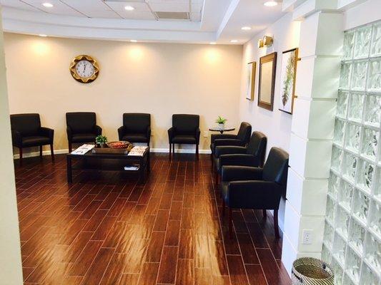 Preferred Injury Physicians of Brandon waiting room