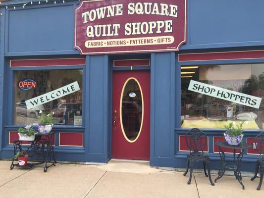 Towne Square Quilt Shoppe