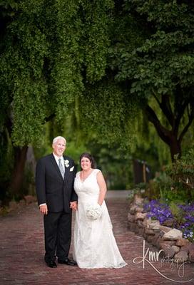 Gorgeous landscaping.