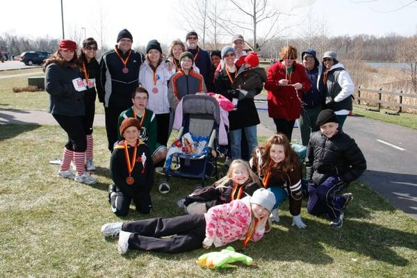 2010 Run for the House 5K The Dean Team