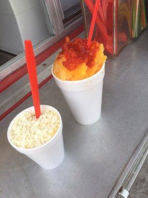 papaya/mango w chamoy topping!! +cupoCorn w cheese, butter..etc.. @f.market @MambaFreezeSanMarcos.. . 11am-9pm daily