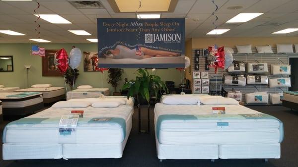 Luxury Mattresses and warm inviting salespeople to help you select your new mattress set