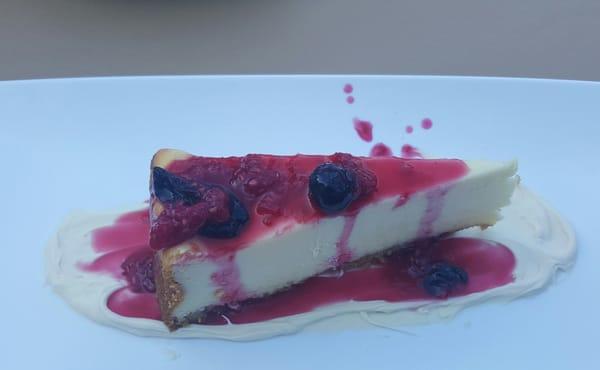 Lots of things to look at here. My favorite part was dessert.