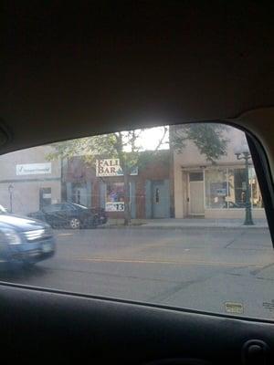 Fall's Bar