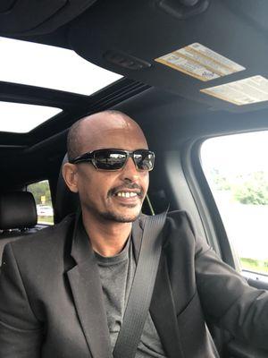 Sam Black SUV Limo Service