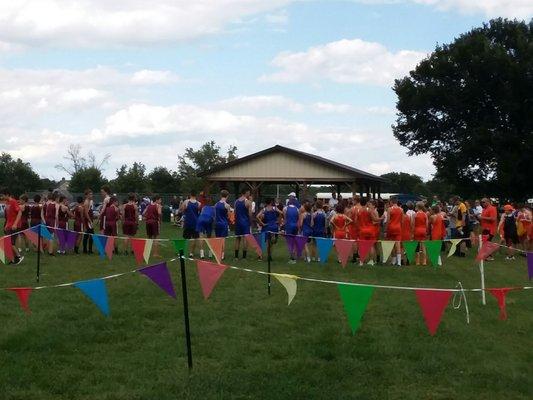 3 of Fauquiers middle school cross country teams at the meet lined up.