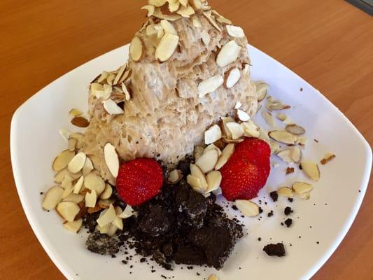 07.16.16 Coffee shaved snow w/ 3 assorted toppings