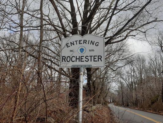 Entering Rochester Sign from Acushnet.