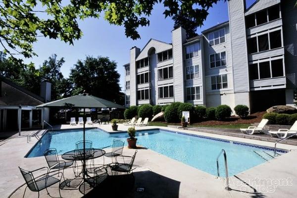 Charbonneau Apartments