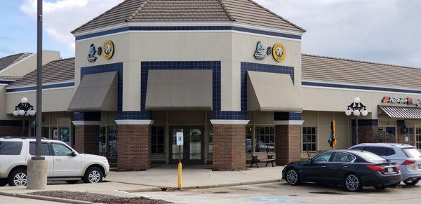 Caribou Coffee / Einstein Bagels