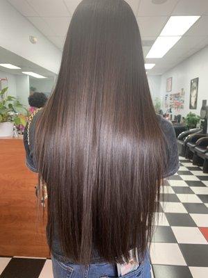 I LOVE MY HAIRDRESSER MARIA SHE MAKES ME AND MY DAUGHTERS HAIR SHINY AND SUPER STRAIGHT