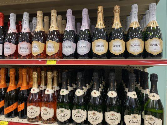 In N Out Liquor & Tobacco