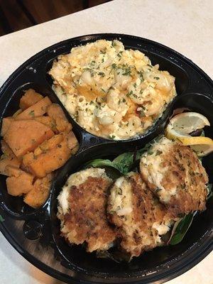 Crab Cakes with Mac & Cheese and Yams