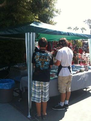 Los Hermanos Lonchera Sin Fronteras