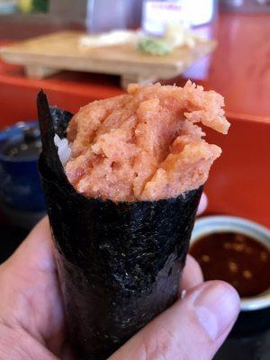 ¡¡¡ their signature spicy tuna hand roll !!!