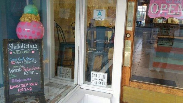 Entrance window...it's #Shabulicious