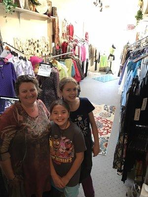 Such a cute store for petite ladies! Great selections! Cute hats, jewelry, handbags, scarves and clothing!