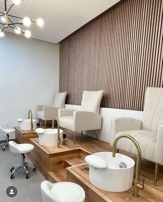Milan Salon Suites