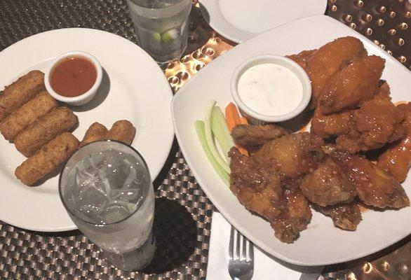 Wings (half chile, half buffalo) & mozz sticks