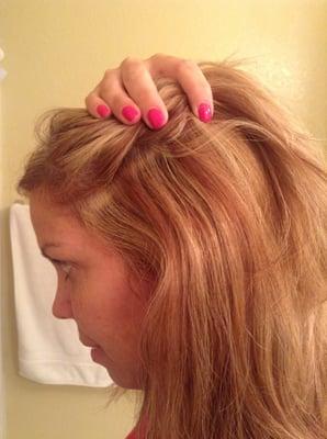 Horizontal "stripes" of orange at roots. See my review.