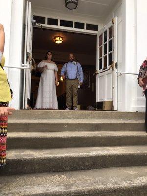 Happy couple on their way out!