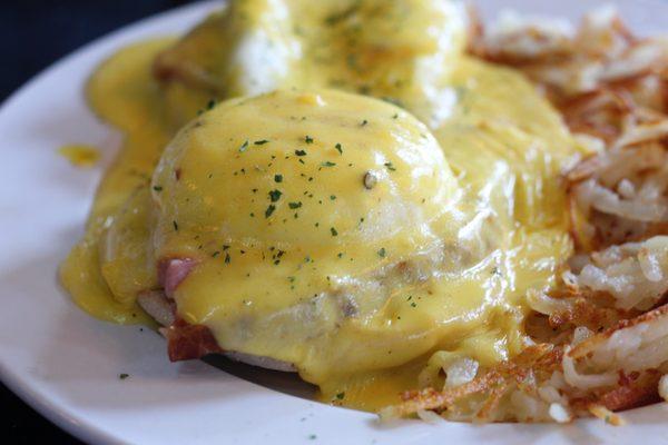 Eggs Benedict