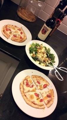 Dinner is ready in 15 minutes thanks to Perla's gourmet