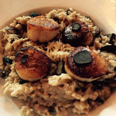 My love for food is an addiction I will never kick;)