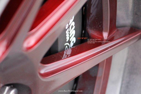 RTF-10SL Size: 18x11 F / 19x13 R Finish: RTF Brush Track Red centers w/ RTF Brushed Titanium step lips Car: 2015 Corvette Z07