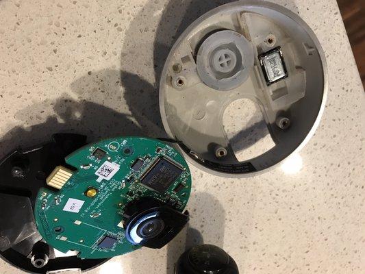 When I gave Cobra my business, this is the trash they installed. Thankfully I replaced this doorbell with something much better.