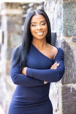 Johnni Lindsay - Brick & Quill Realty