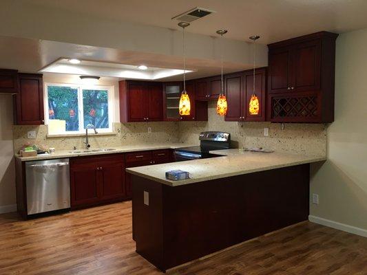 Finish Cherry Burgundy Wood American Alder Drawer Dovetail Construction Cabinet Frame 3/4″ Imported Maple Case 1/2″ Plywood Shelf