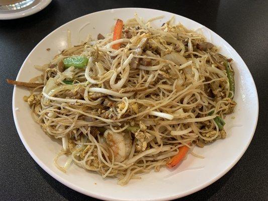 Singapore stir fry noodles