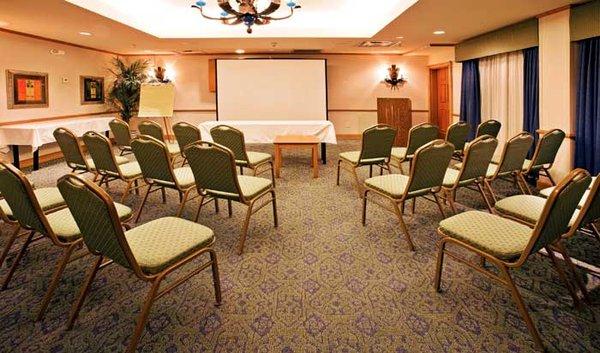 Holiday Hotel Orlando, FL http://www.holidayhotelorlando.com