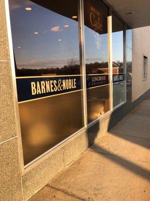 Barnes and Noble Starbucks