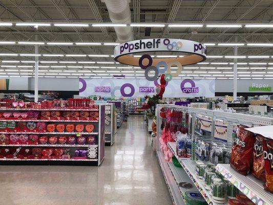 Art and Craft section of pOp-mart inside DG Market