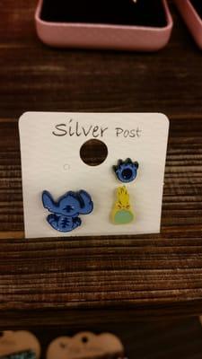 Stitch earrings! Squeee!