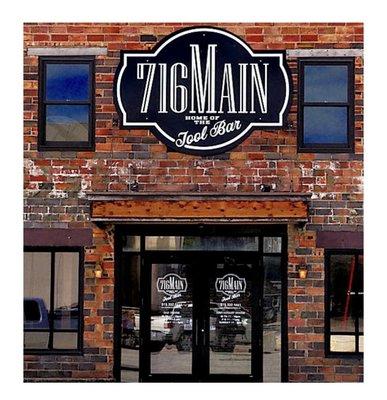 716 Main