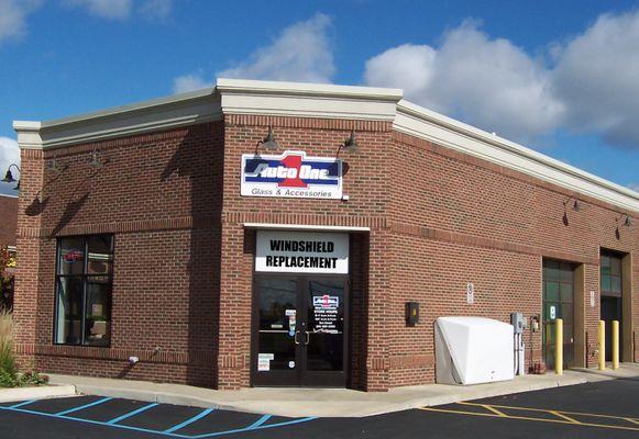 Auto One Glass & Accessories