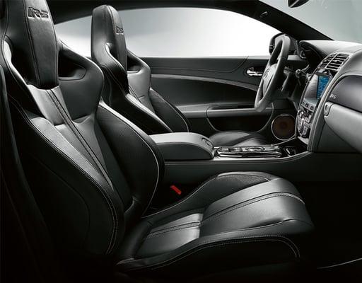 Moore Jaguar Aston Martin