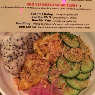 My catfish bun is lacking ingredients and flavor.