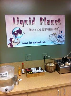 Liquid Planet Universe