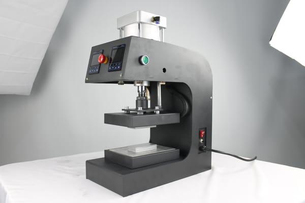 EZ Squeeze Pneumatic Rosin Press