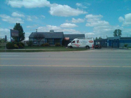 U-Haul Neighborhood Dealer