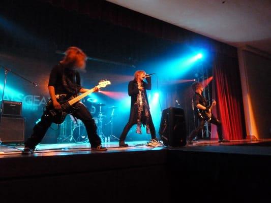 Alsdead on stage!