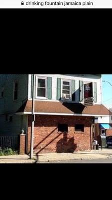 Two great places under one roof.. The Drinking Fountain & The Hidden Pearl!! Come on down if you want an interesting experience..